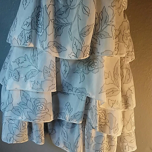 XXl s/p adjustable strap layered ruffles top - Picture 3 of 8